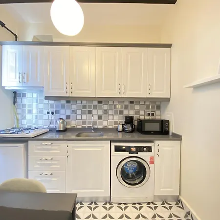 Flat Close To Galata Tower Metro *