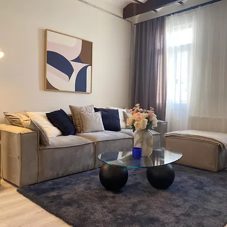 Flat Close To Galata Tower Metro Appartamento